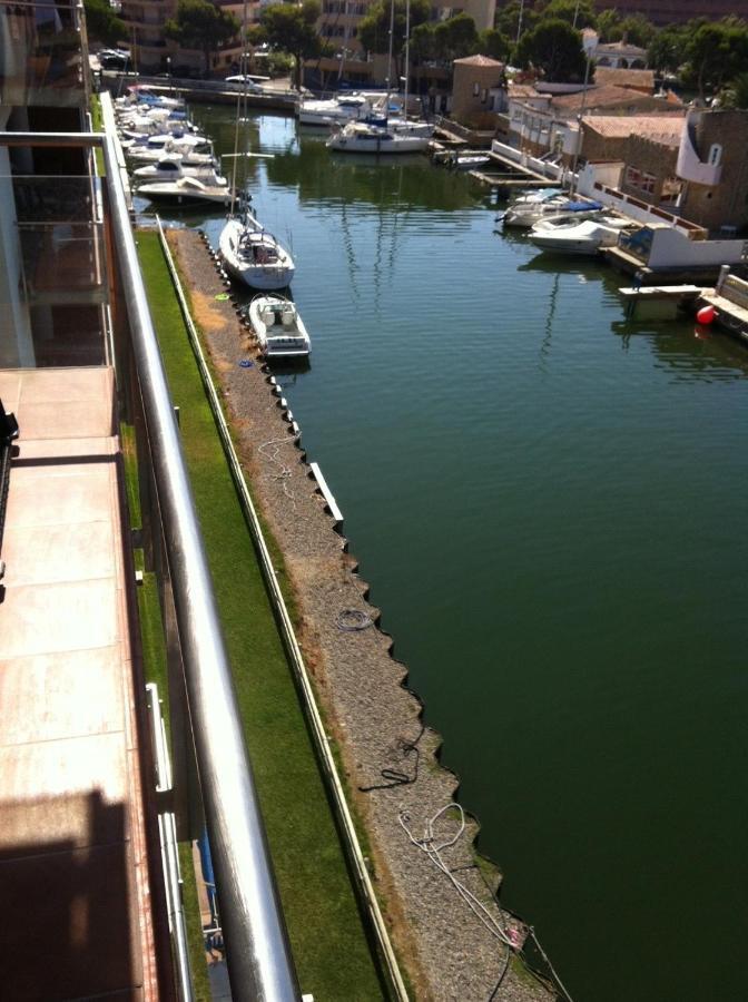 Vue Panoramique Sur La Mediterrannee, Appartement Sur Canal & Proche Plage Roses Exterior photo