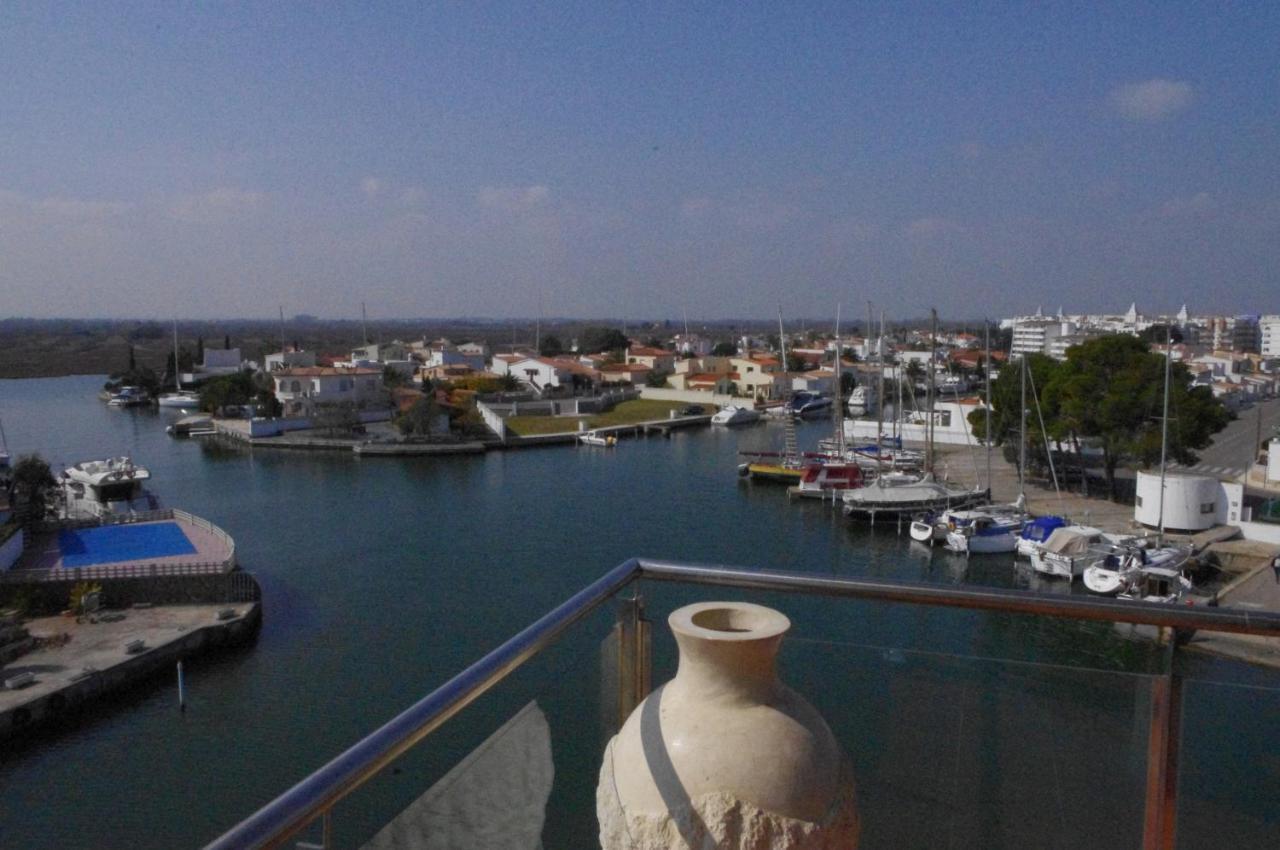 Vue Panoramique Sur La Mediterrannee, Appartement Sur Canal & Proche Plage Roses Exterior photo
